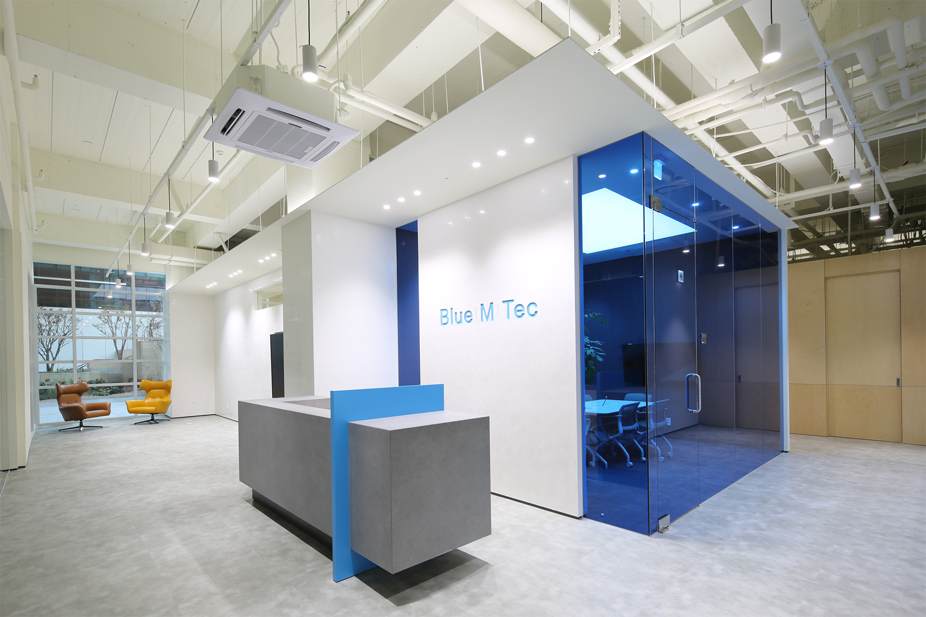 BLUE M TEC