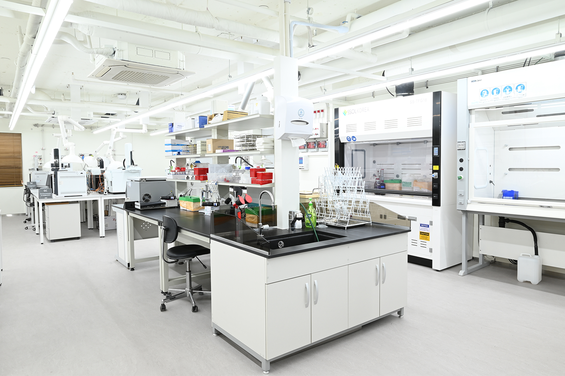 KMI 
KOREA MEDICAL INSTITUTE  